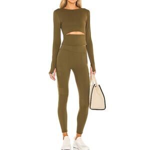Devon Windsor Khaki Color Stretch Activewear Leg Pocket Leggings Size Small